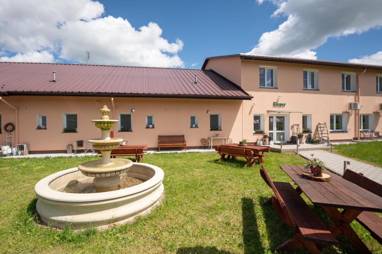 Pension V Lukach Dlouhá Ves Exterior photo